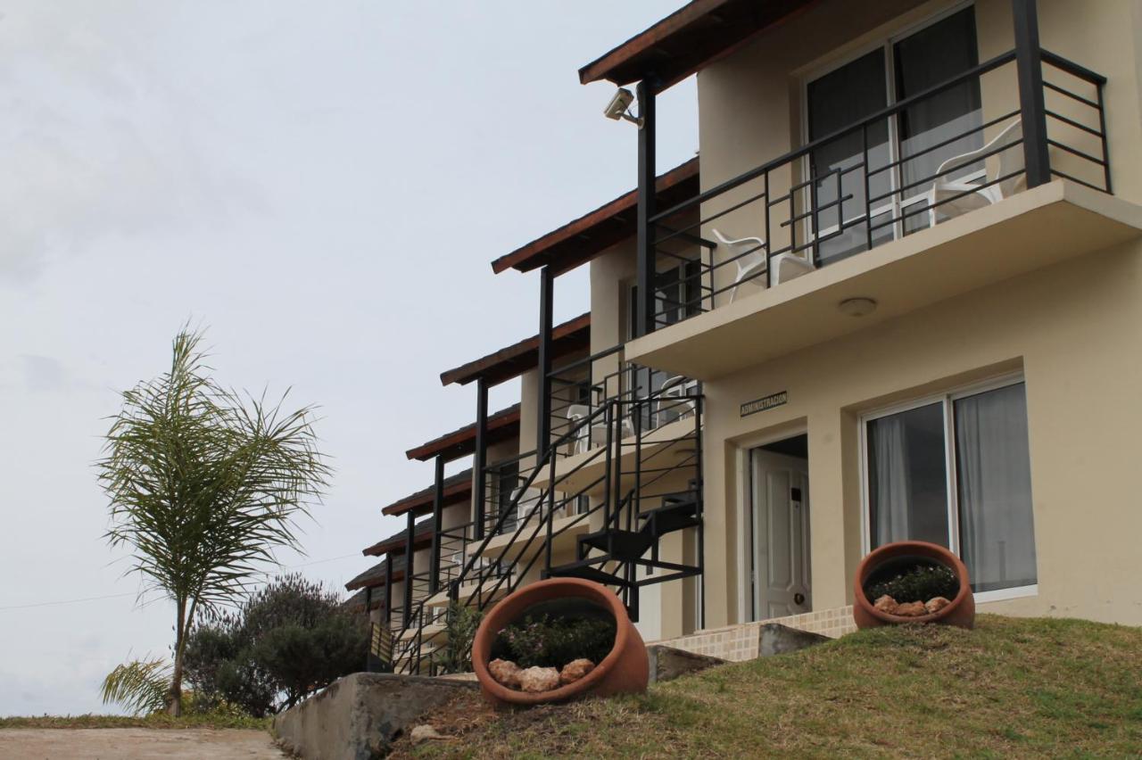 Brisas Del Lago Apartamentos Colon  Exterior photo