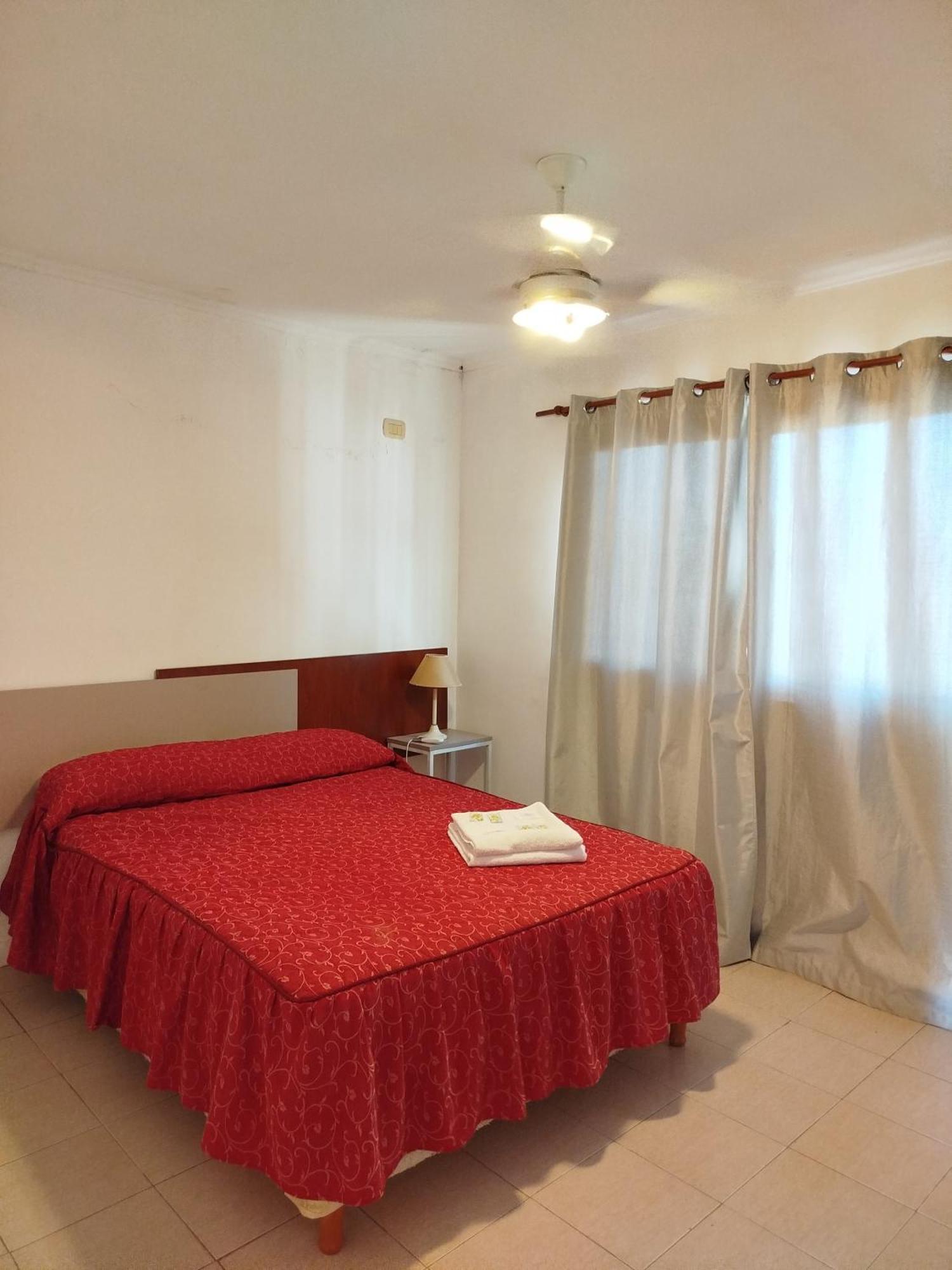 Brisas Del Lago Apartamentos Colon  Exterior photo